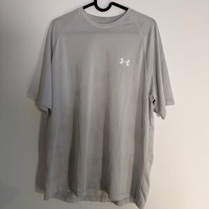 Under Armour Light Gray Short Sleeve Performance Tee with Chest Logo